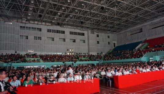广东信宜获“中国慈孝文化之乡”称号 侨胞善行获褒扬