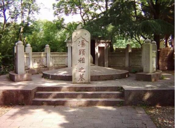 汤显祖墓基本确认：家族墓葬共42座