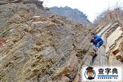 四川青川深藏罕见 二叠纪岩层 记录2.5亿年前生物灭绝