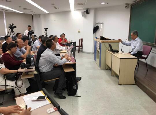 王蒙谈国学：中华文化有此岸性 博学终归于“一”