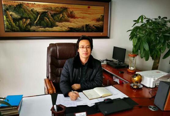 陈益峰在国内外传播风水学说，传统文化对世界都有吸引力