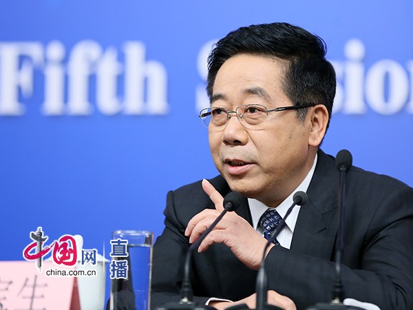 教育部长陈宝生答记者问 （摄像 中国网 高聪）