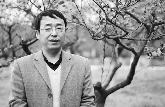 刘亚龙：理科教师的诗意人生