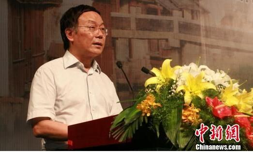 官媒三问高校人才培养：培养的人才合格吗？