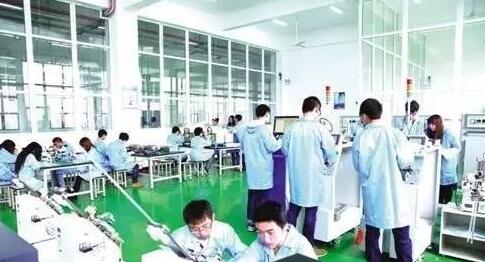 高职教育要“眼中有人”