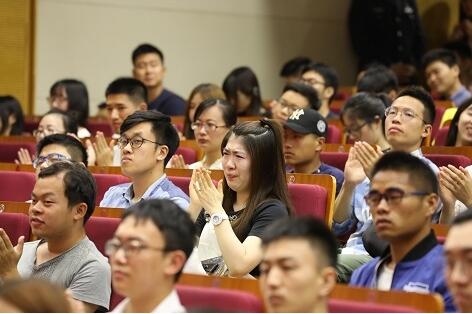 黄大年先进事迹感动复旦大学师生