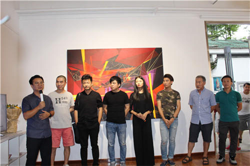 空间再造-胡楠个展在798艺术区北极熊画廊开幕