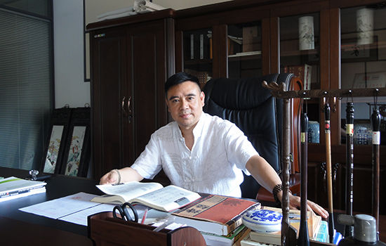 李海峰艺术简介