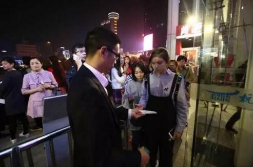 “在希望的田野上”黄琦师生音乐会在杭州剧院成功举行
