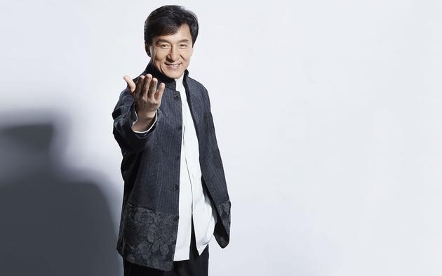 成龙被曝将五度上春晚 携群星合唱《中国》