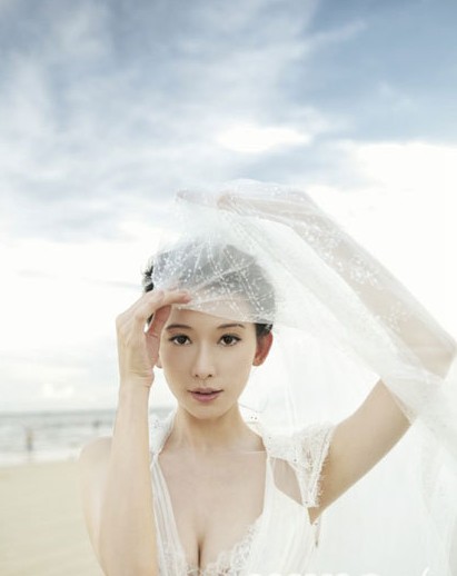 寻找最美婚纱，她竟然最后拿到了第一