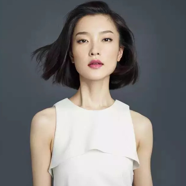 辛芷蕾真的长了一张高级脸吗？对比下这几位女星，你就知道了!