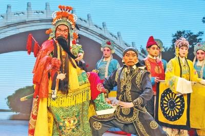 戏曲表演专业年年招生难 今年报名太多招不完