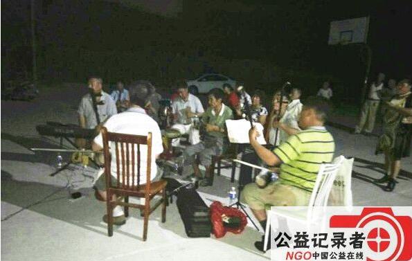 河南省平顶山市鲁山县：戏曲慰问演出走进大山