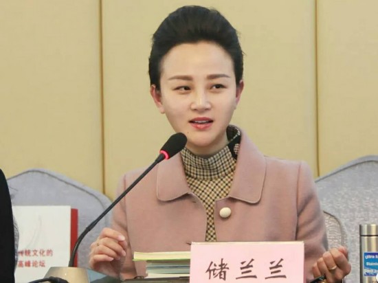 储兰兰论创新 新京剧引热议
