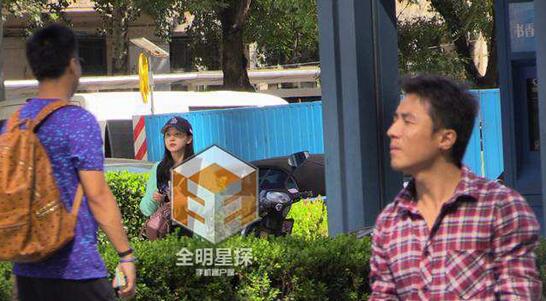 马龙携女友见父母 高颜值同框照曝光